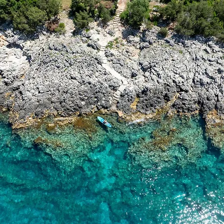 Saphora Sea Front Évyiros