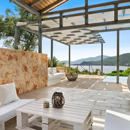 빌라 Saphora Sea Front Evgiros