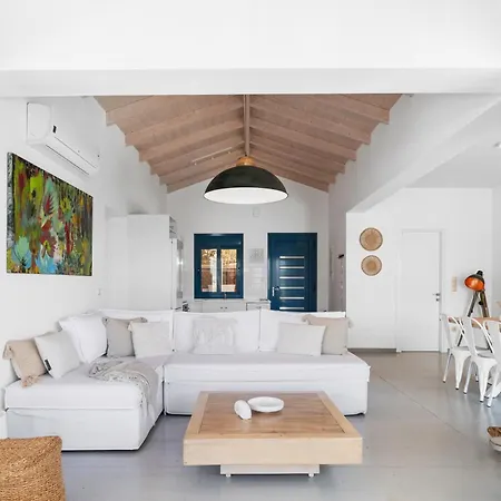 Saphora Sea Front Vila *